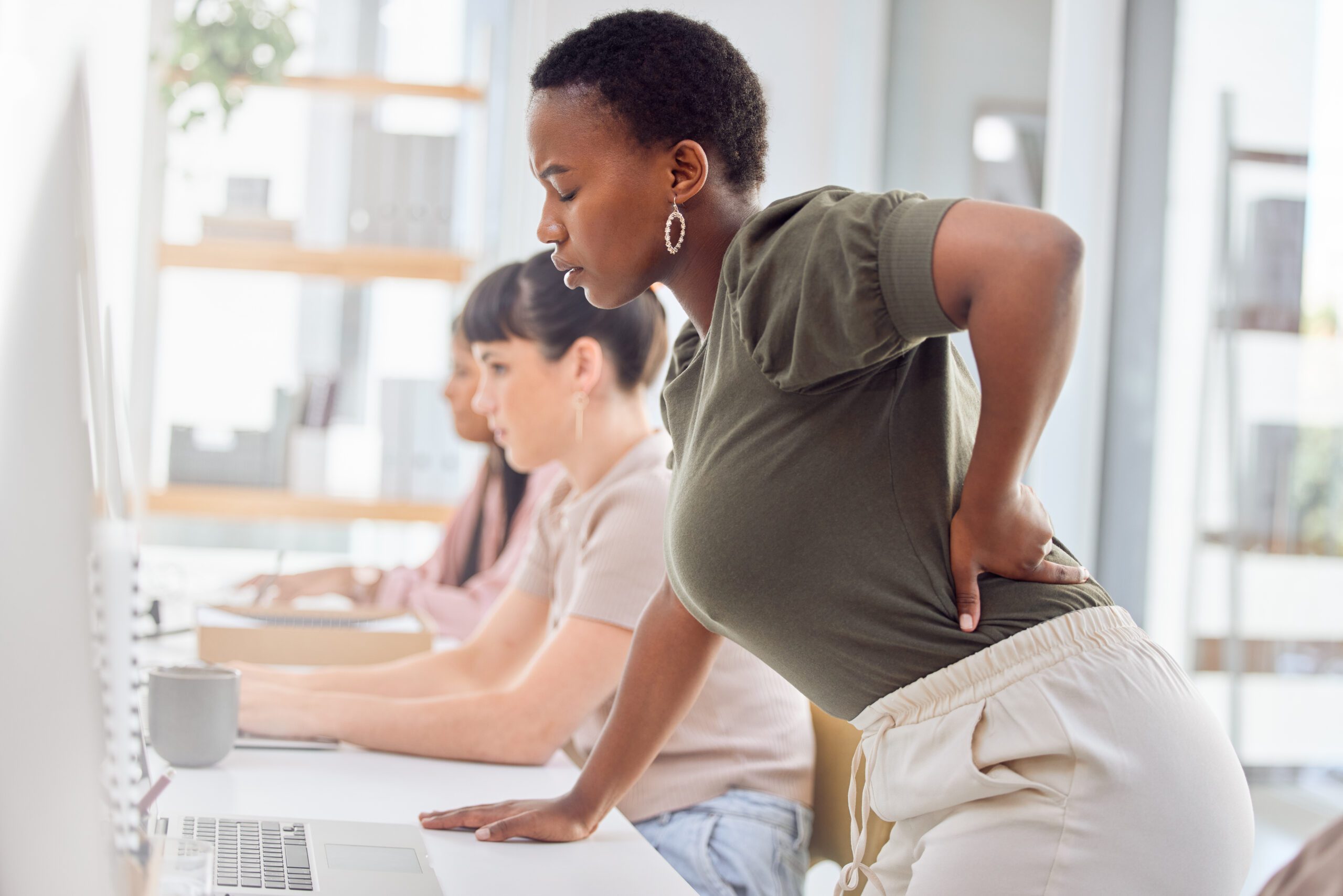 You are currently viewing How to Prevent Back Pain: 10 Lifestyle Tweaks That Work